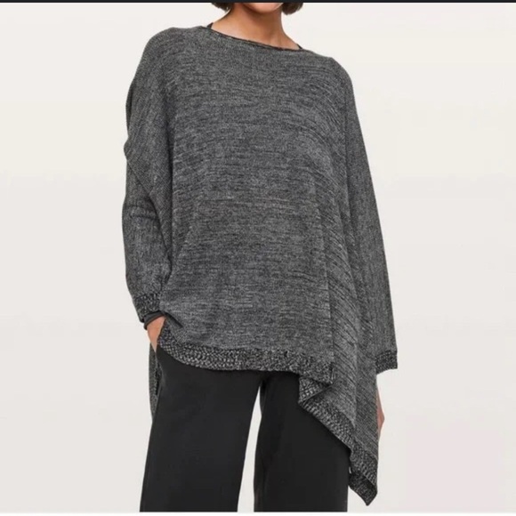 Lululemon - Divinity Scarf OS Convertible Charcoal Gray Shawl Poncho Wrap - Picture 1 of 6